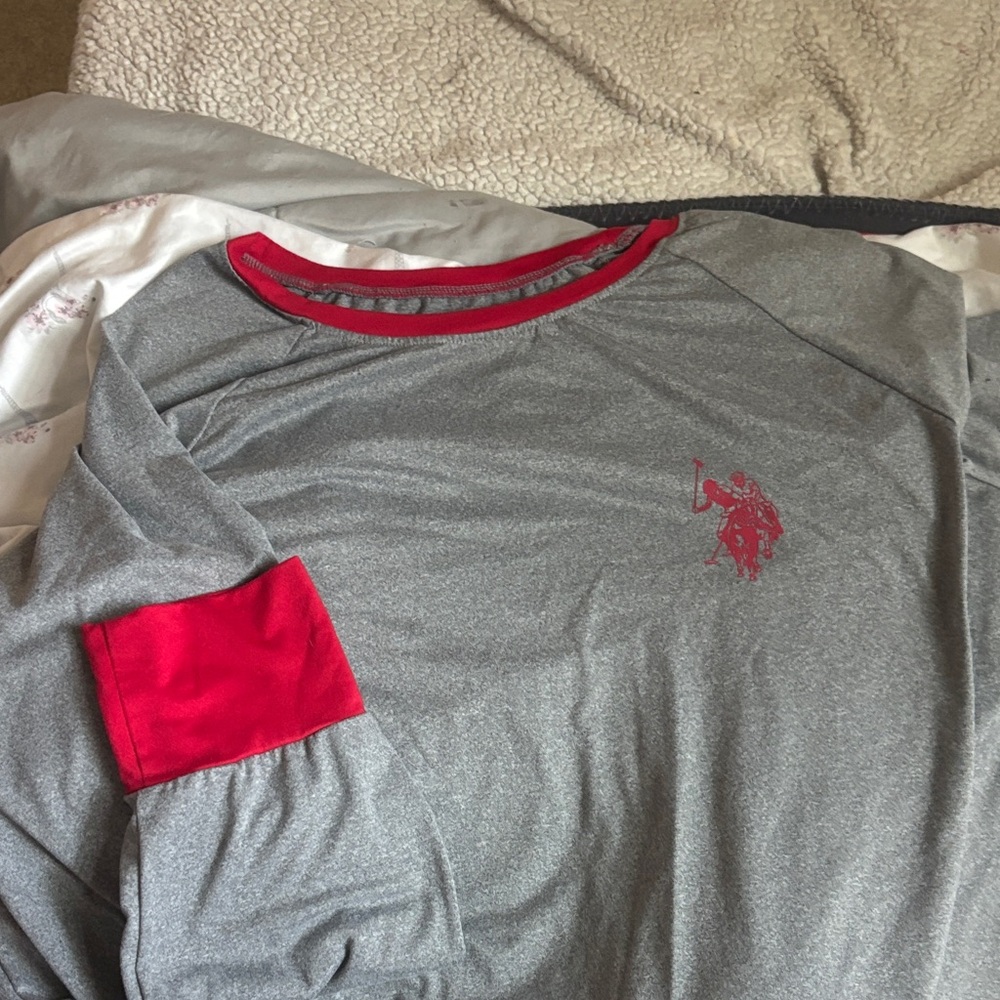 U.S. Polo Assn. Gray and Red Graphic Tee